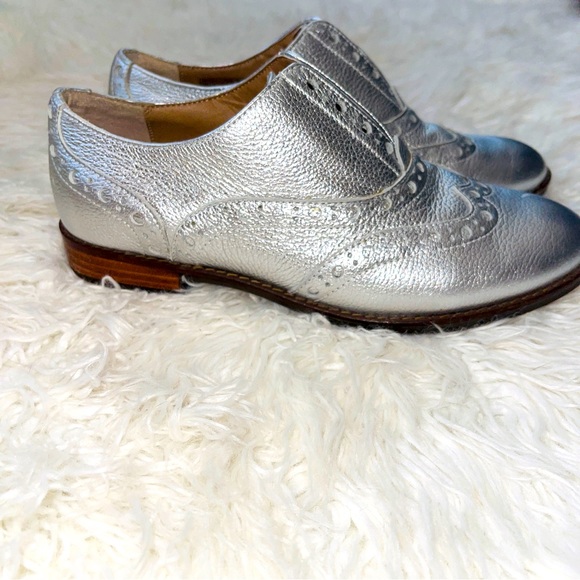 Sold Mercari Vionic Wise Hadley Silver Oxford Shoes size 6.5 - Picture 6 of 14